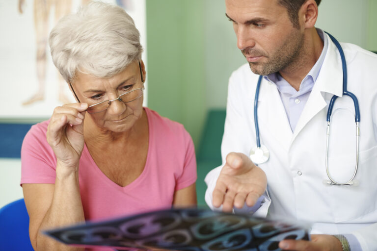 5 Questions to Ask Your Retina Specialist During Your Next Eye Exam